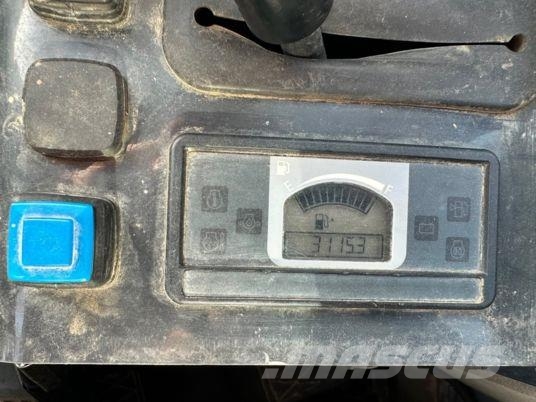 Hitachi ZX26U-5A CR Cabine à 22 900 € HT Miniexcavadoras