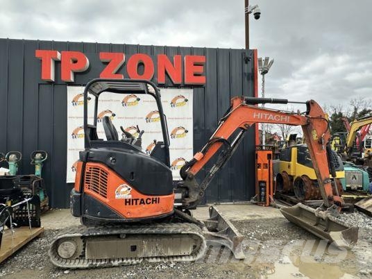 Hitachi ZX29U-3 Balancier long à 18 500 € HT Εκσκαφάκι (διαβολάκι) < 7t