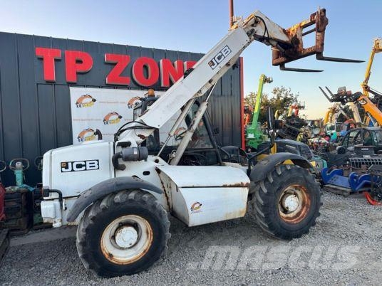 JCB 528-70 à 18 500 € HT Chariot télescopique