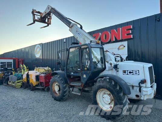 JCB 528-70 à 18 500 € HT Chariot télescopique