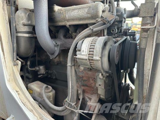 JCB 528-70 à 18 500 € HT Chariot télescopique