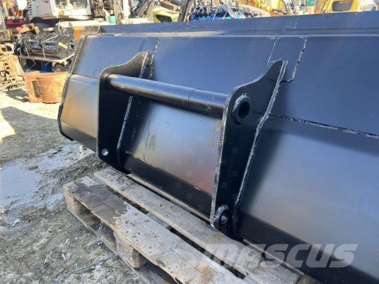 Manitou Godet chargeur Telescopic handlers