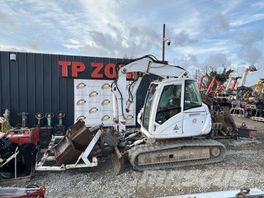 Mecalac 714MC à 29 900 € HT Excavadoras sobre orugas
