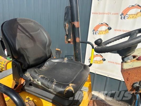 Mecalac TA2SH Girabenne à 13 500 € HT عربات نقل قلابة للمواقع