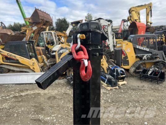 Potence pour minichargeur Muut