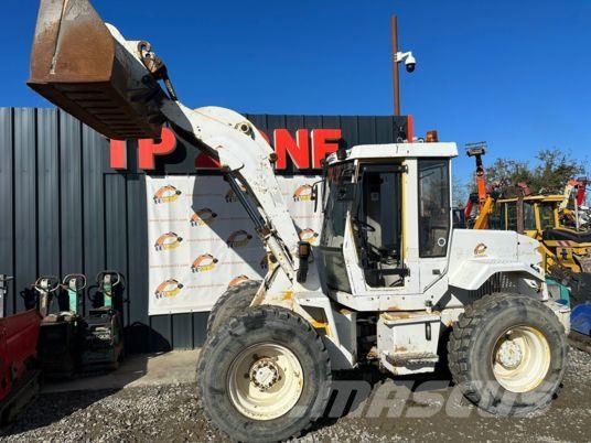 Venieri Case 421B à 13 500 € HT Фронтальные погрузчики