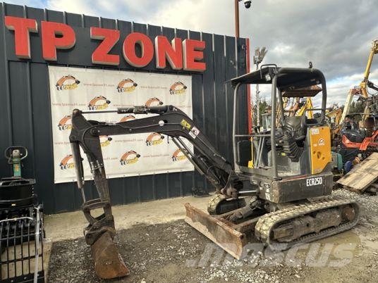 Volvo ECR25D à 22 500 € HT Mini pelle < 7t