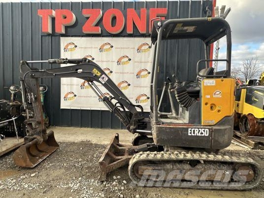 Volvo ECR25D à 22 500 € HT Mini pelle < 7t