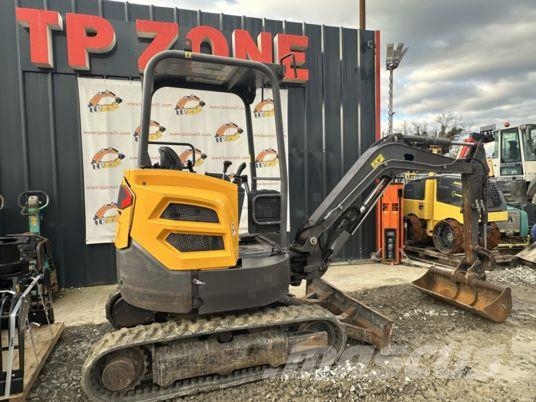 Volvo ECR25D à 22 500 € HT Mini pelle < 7t