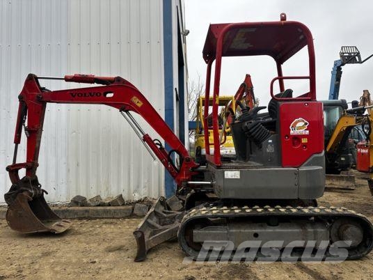 Volvo ECR25D Canopy Mini pelle < 7t