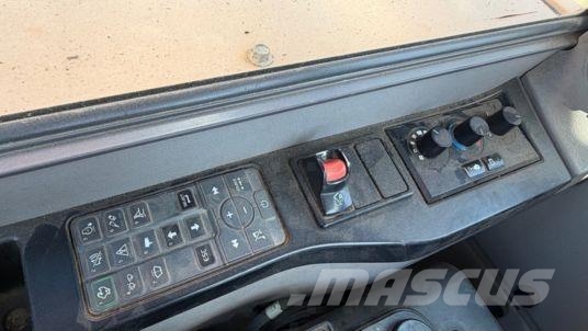 Volvo ECR88D à 29 900 € HT Excavadoras de cadenas