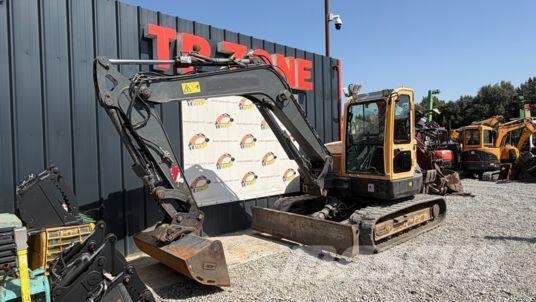 Volvo ECR88D à 29 900 € HT Excavadoras de cadenas