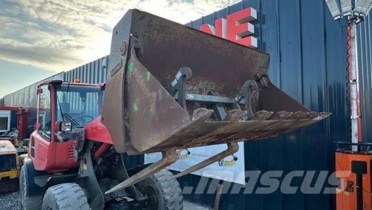 Volvo L25F à 23 500 € HT Wheel loaders