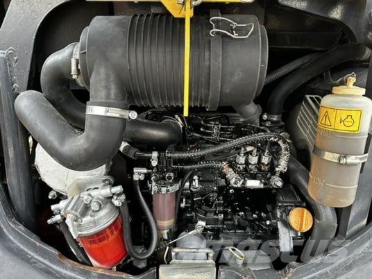 Yanmar VIO25-4 Canopy حفارات صغيرة أقل من 7 طن (حفارات صغيرة)