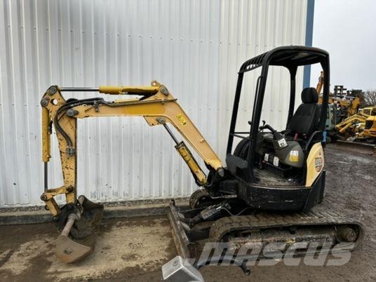 Yanmar VIO25-4 Canopy حفارات صغيرة أقل من 7 طن (حفارات صغيرة)