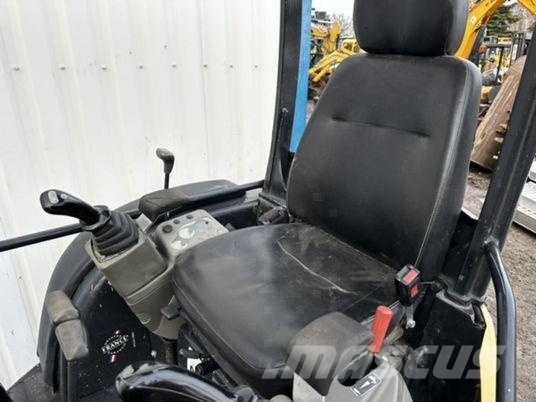 Yanmar VIO25-4 Canopy حفارات صغيرة أقل من 7 طن (حفارات صغيرة)