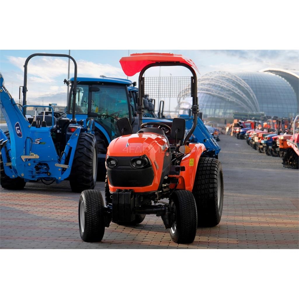 4Farmer B2601 4x4 - 24 KM / TURF Tractors