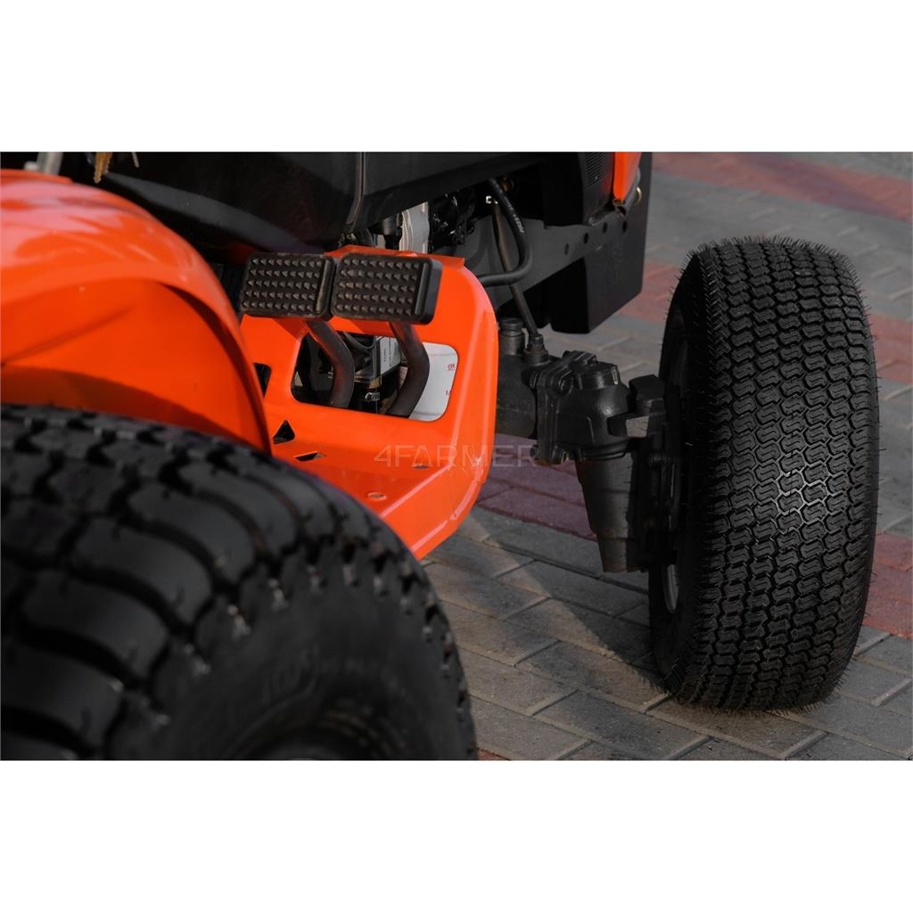 4Farmer B2601 4x4 - 24 KM / TURF Tractors