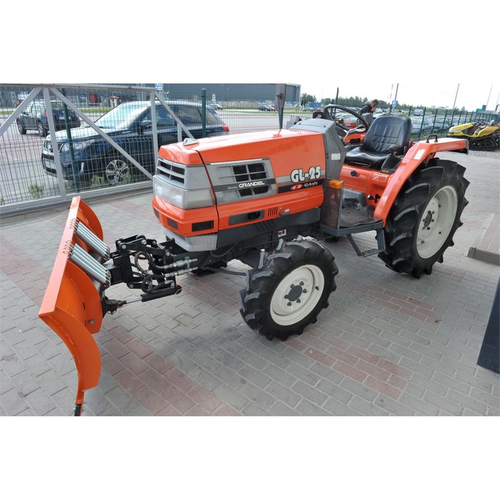 4Farmer Pług do śniegu prosty SB130 130 cm (lemiesz) 4FARM Sněžné pluhy, přední sněhové radlice