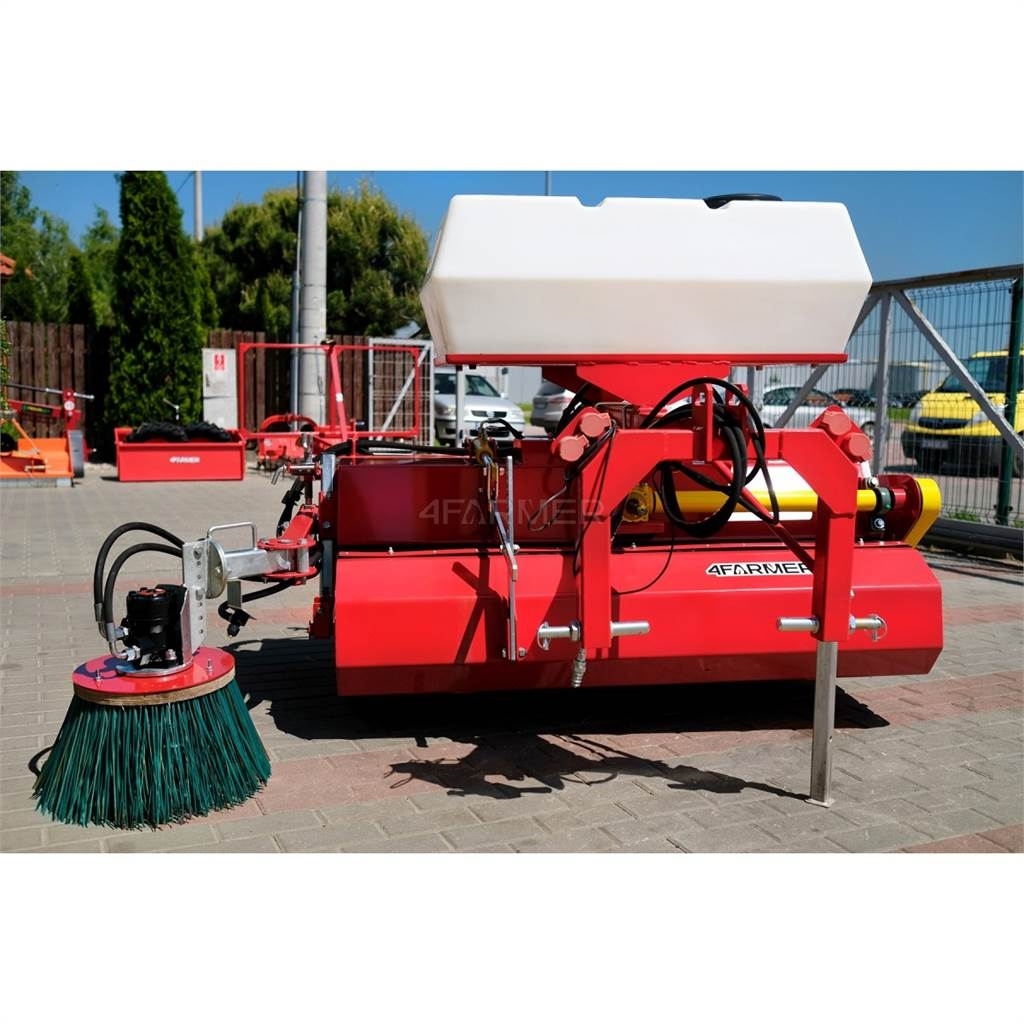 4Farmer Zamiatarka 150 cm do traktora z koszem, pojemnikie Sweepers