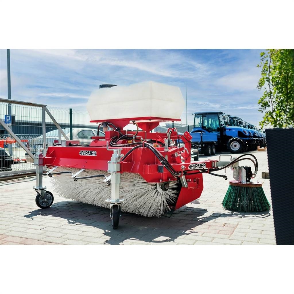 4Farmer Zamiatarka 150 cm do traktora z koszem, pojemnikie Sweepers