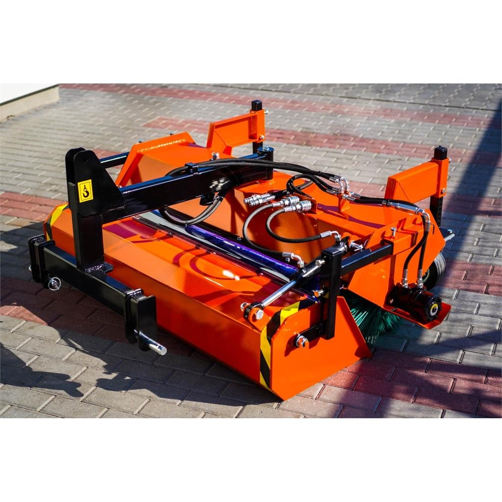 Geograss Zamiatarka SW130 do traktora z koszem Geograss PPN 扫地机