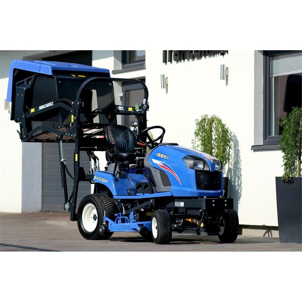 Iseki SXG 324 - wysoki wysyp Самохідні газонокосарки