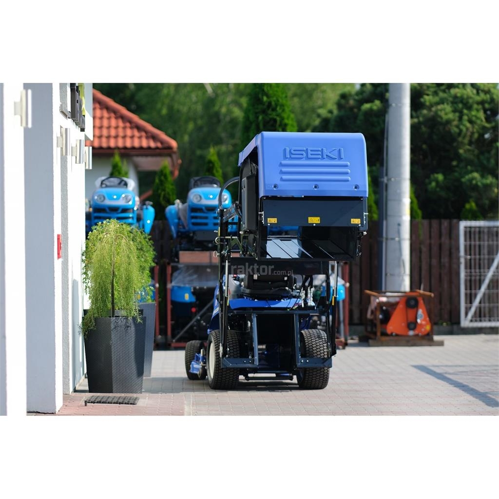 Iseki SXG 324 - wysoki wysyp Самохідні газонокосарки