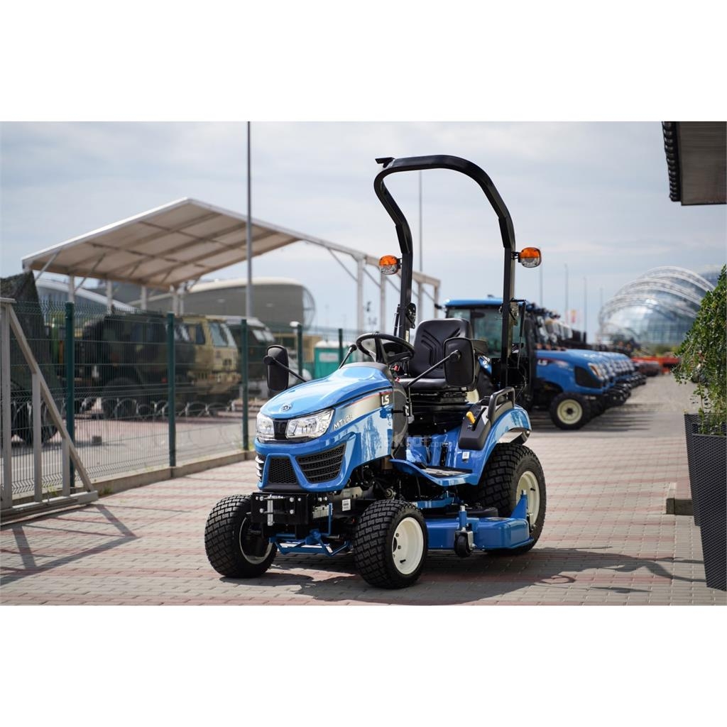 LS Tractor Kosiarka pielęgnacyjna LS LM1160 do trakto 割草劑