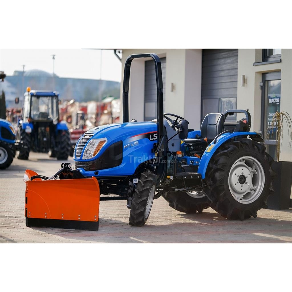 LS Tractor MT3.35 MEC 4x4 - 35 KM + pług do śniegu s Tractors