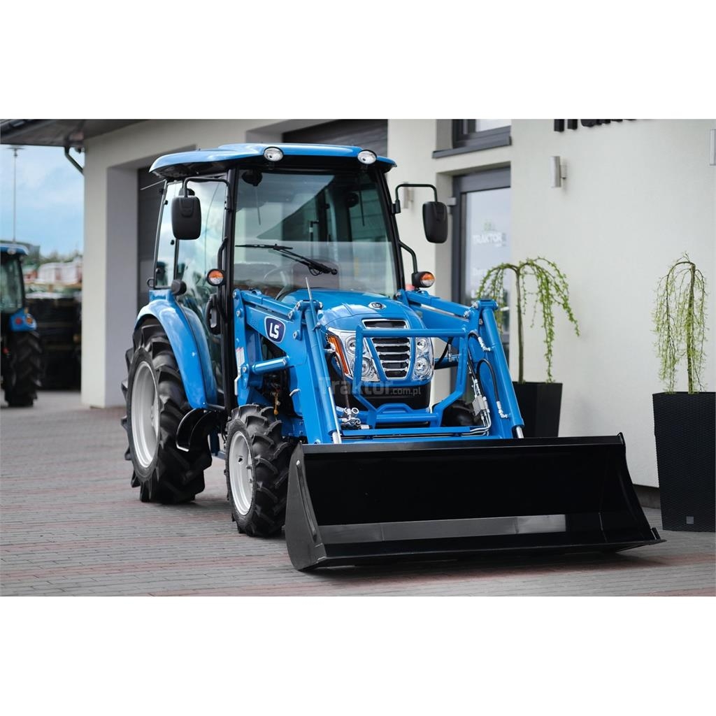 LS Tractor MT3.40 HST 4x4 - 40 KM / CAB + ładowacz c Tractors