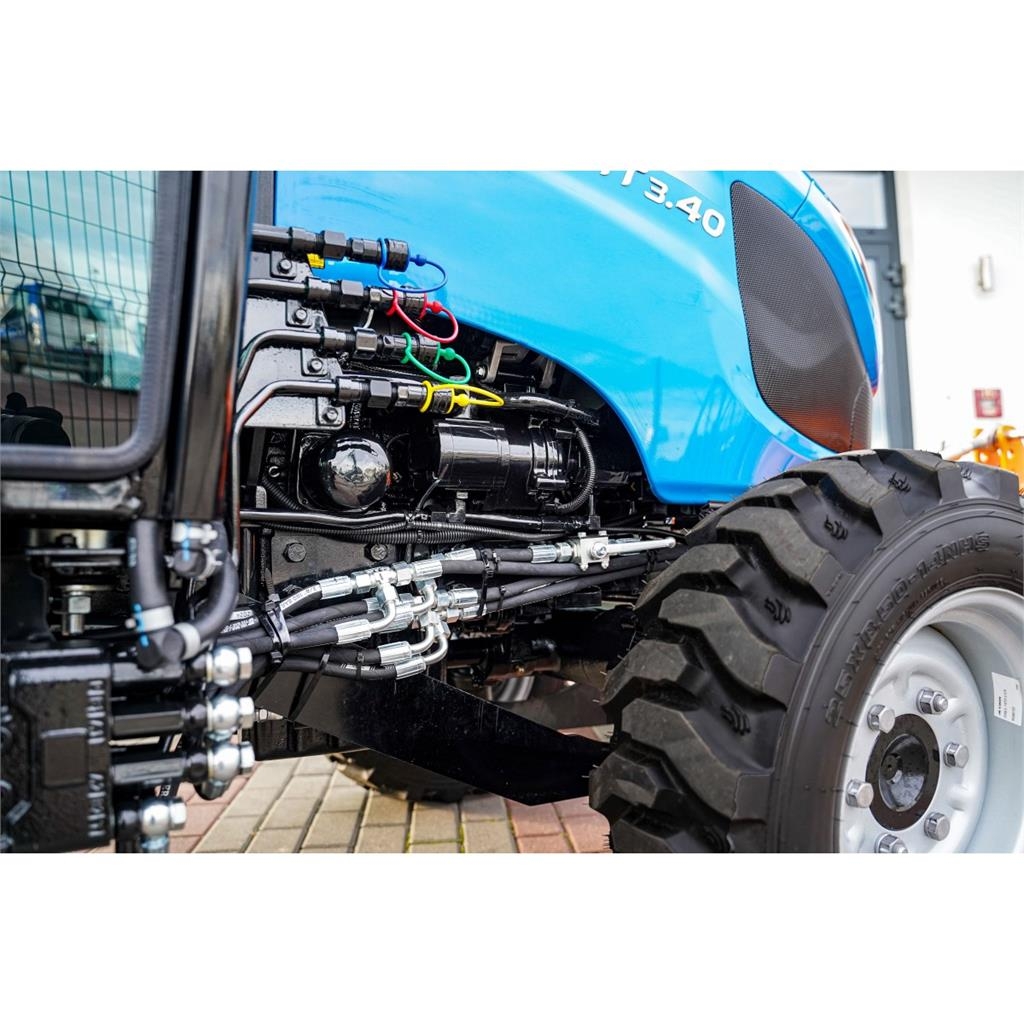LS Tractor MT3.40 HST 4x4 - 40 KM / IND / CAB + pług Tractors