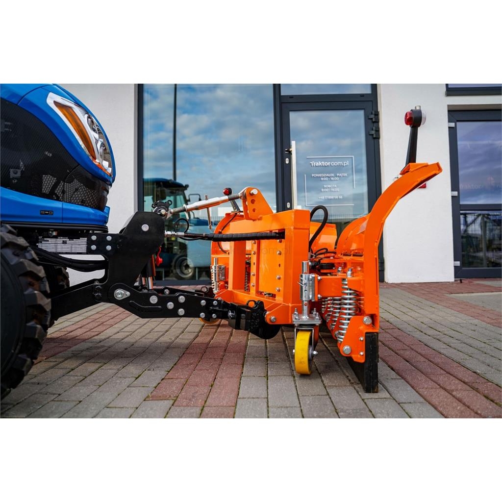 LS Tractor MT3.40 HST 4x4 - 40 KM / IND / CAB + pług Tractors