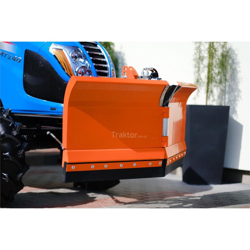 LS Tractor MT3.40 MEC 4x4 - 40 KM / CAB + pług do śn Tractors