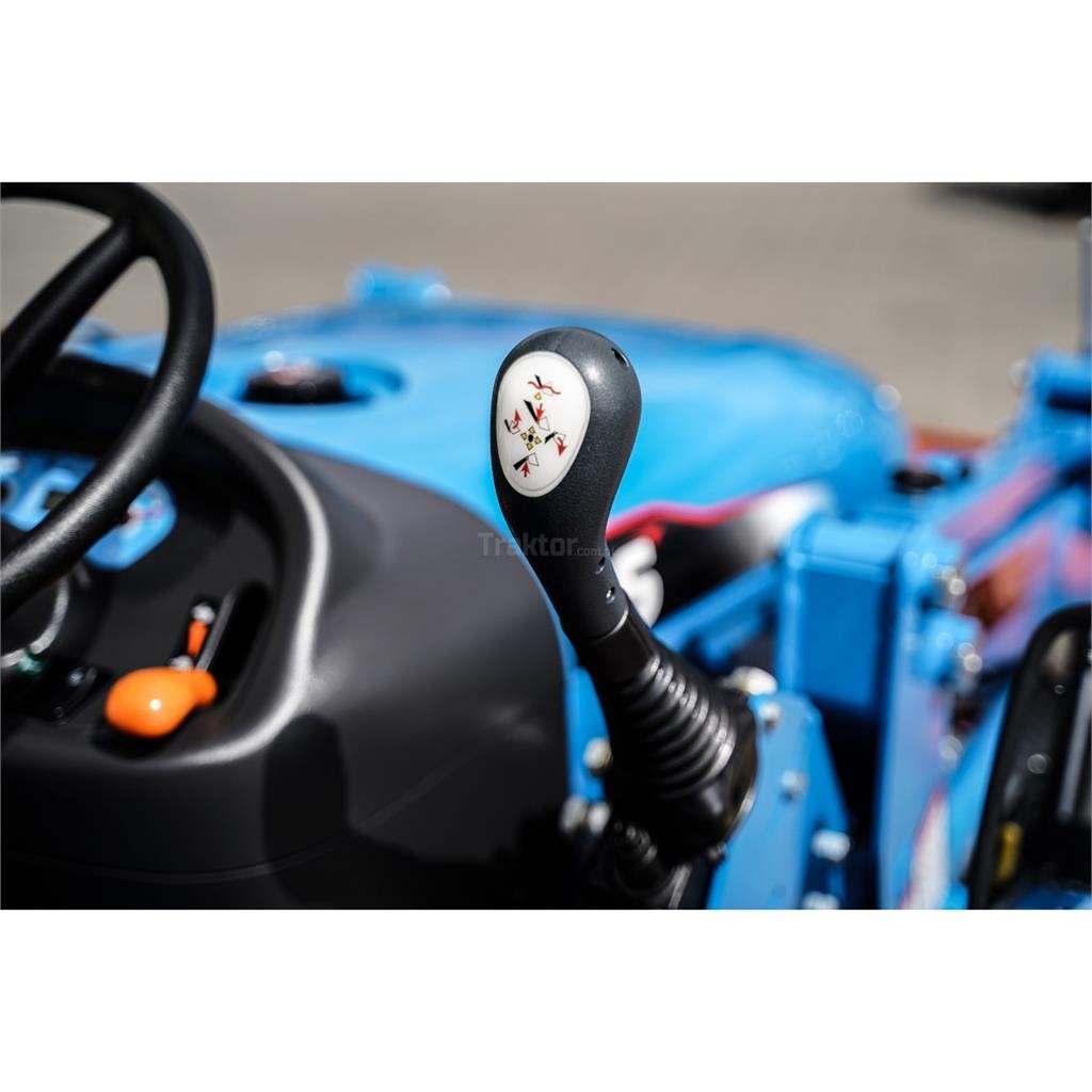 LS Tractor XJ25 HST 4x4 - 24.4 KM / IND + ładowacz c Трактори