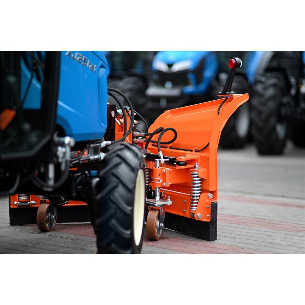 LS Tractor XJ25 HST 4x4 - 24.4 KM / CAB + pług do śn Tractors
