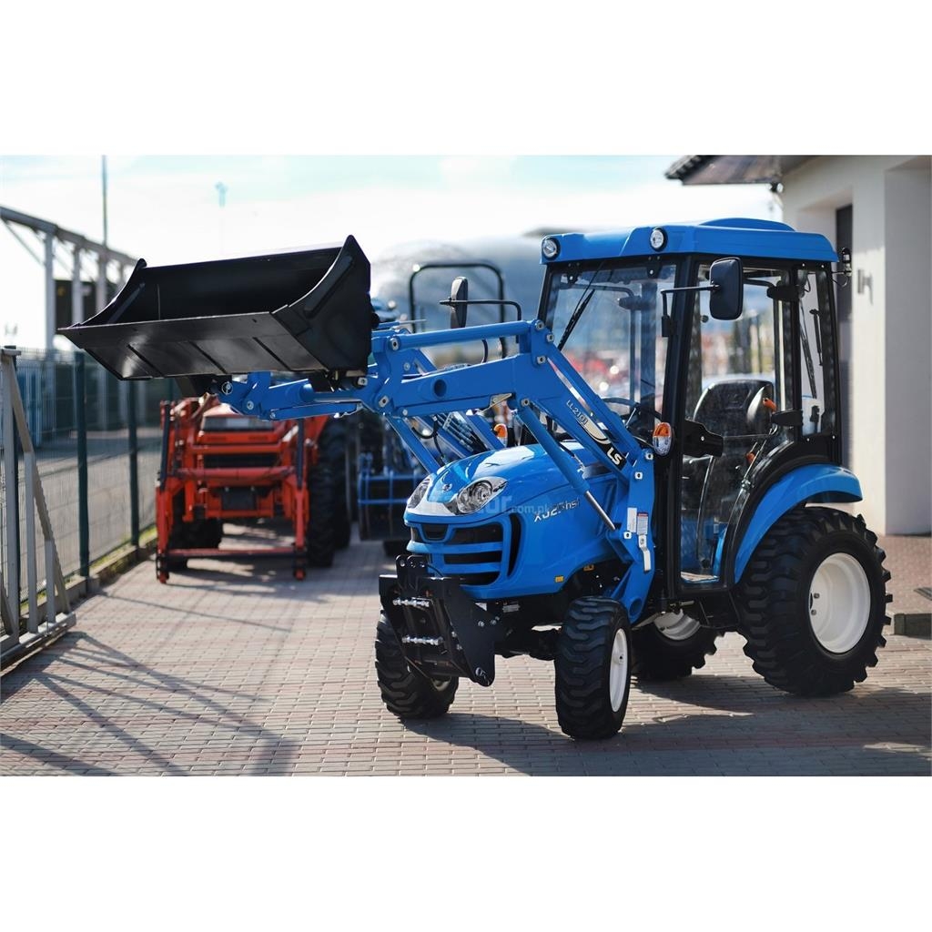 LS Tractor XJ25 HST 4x4 - 24.4 KM / IND / CAB + łado Tractors
