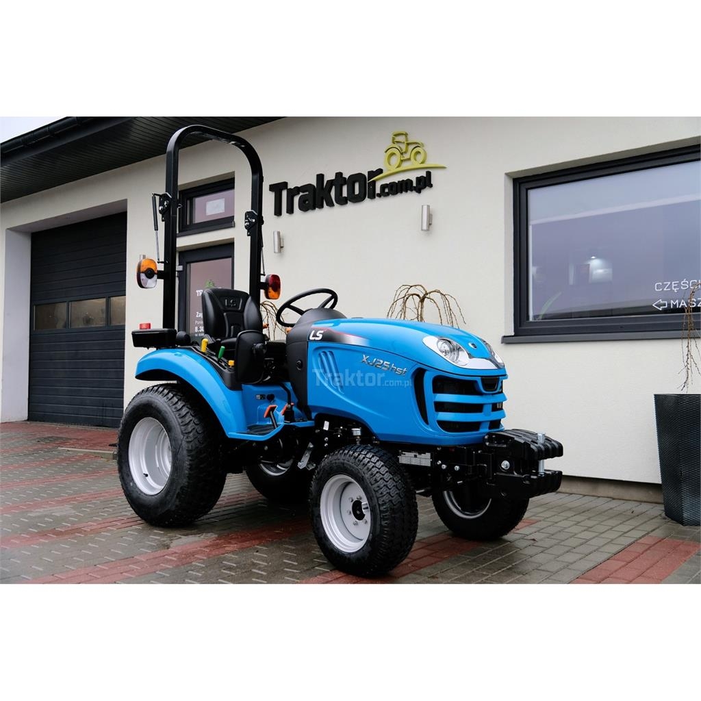 LS Tractor XJ25 HST 4x4 - 24.4 KM / TURF Traktory