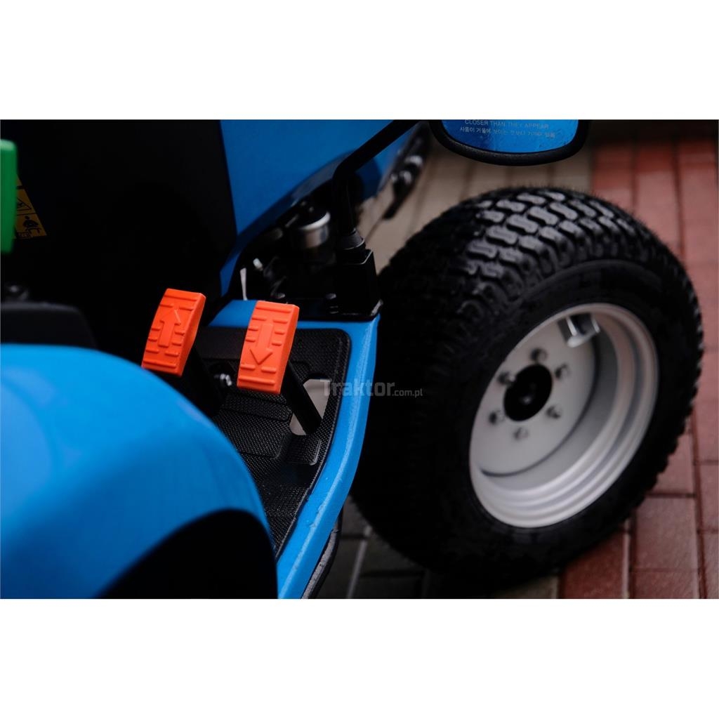 LS Tractor XJ25 HST 4x4 - 24.4 KM / TURF Traktory