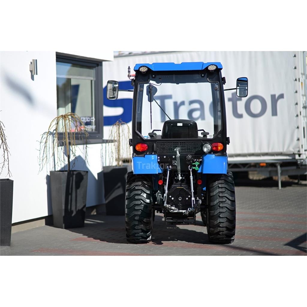 LS Tractor XJ25 HST 4x4 - 24.4 KM / IND / CAB Tractoren