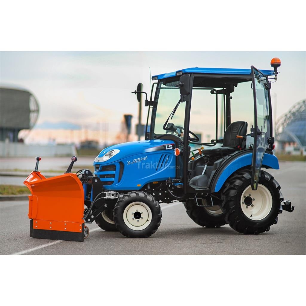LS Tractor XJ25 HST 4x4 - 24.4 KM / CAB + pług do śn Tractors