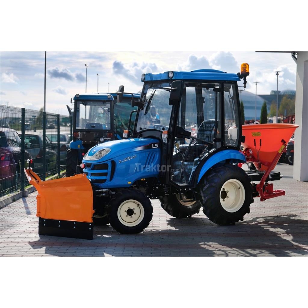 LS Tractor XJ25 HST 4x4 - 24.4 KM / CAB + pług do śn Tractors