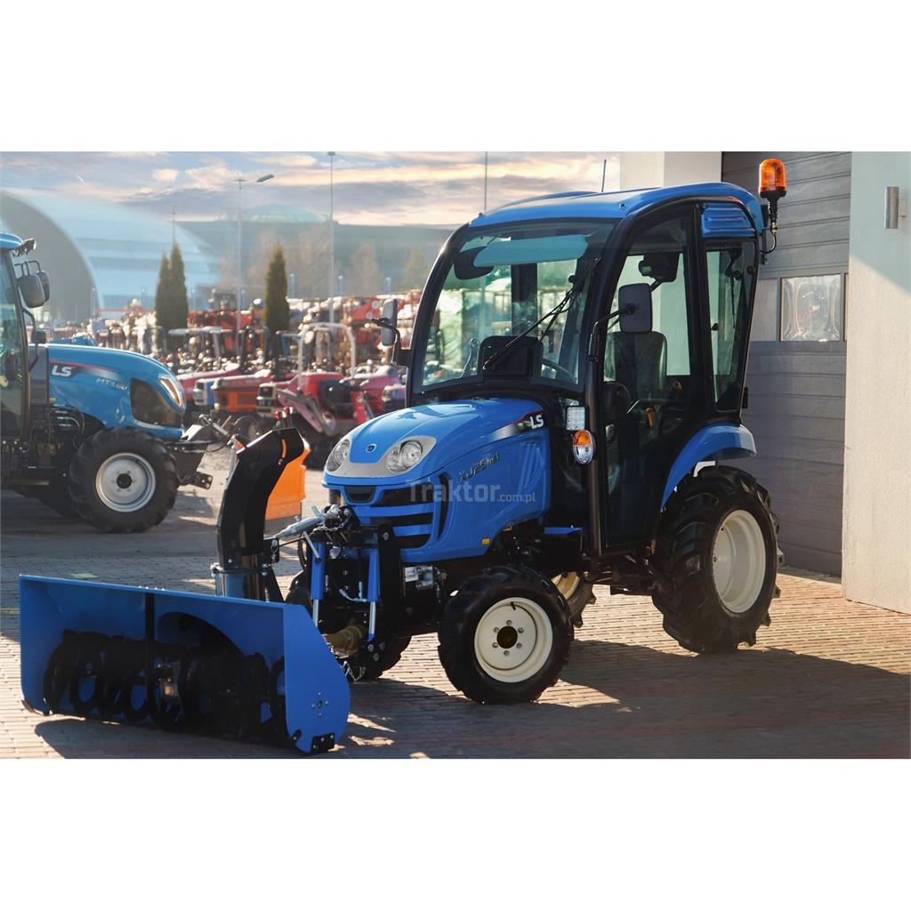 LS Tractor XJ25 HST 4x4 - 24.4 KM / CAB + przedni TU Tractors