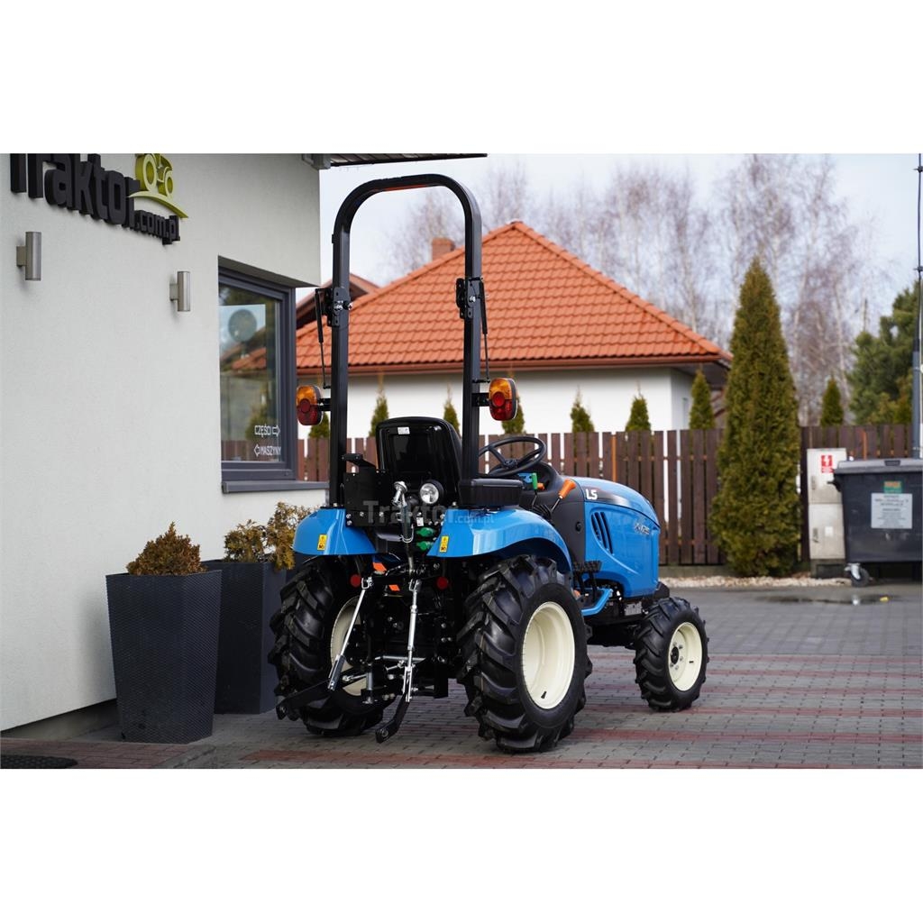 LS Tractor XJ25 MEC 4x4 - 24.4 KM 曳引機