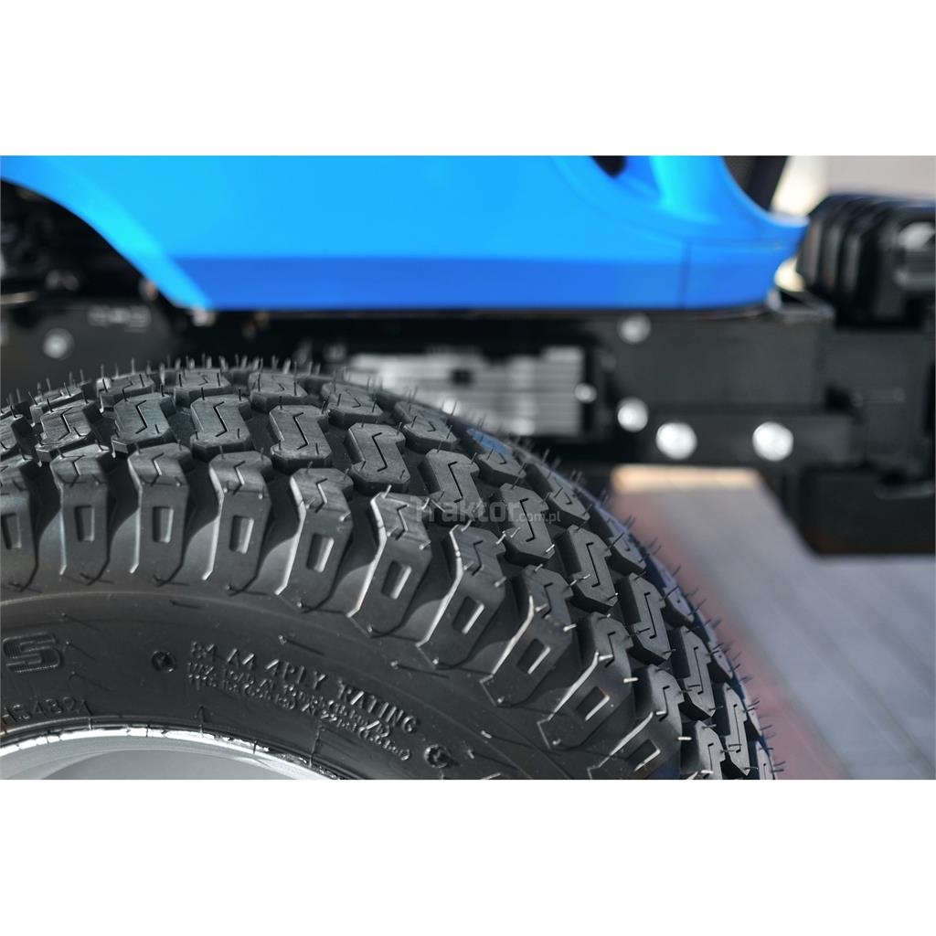 LS Tractor XJ25 MEC 4x4 - 24.4 KM / TURF Traktorer
