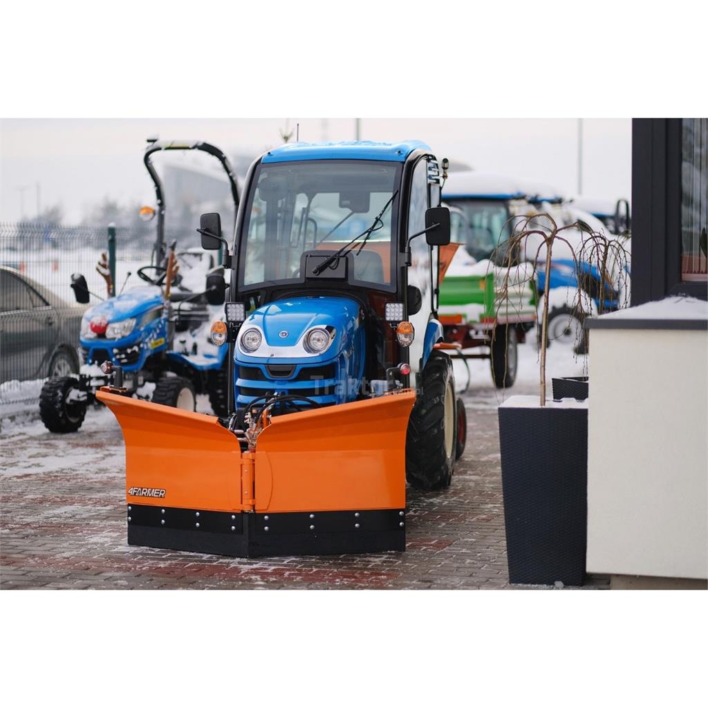 LS Tractor XJ25 MEC 4x4 - 24.4 KM / CAB + posypywark Tractors