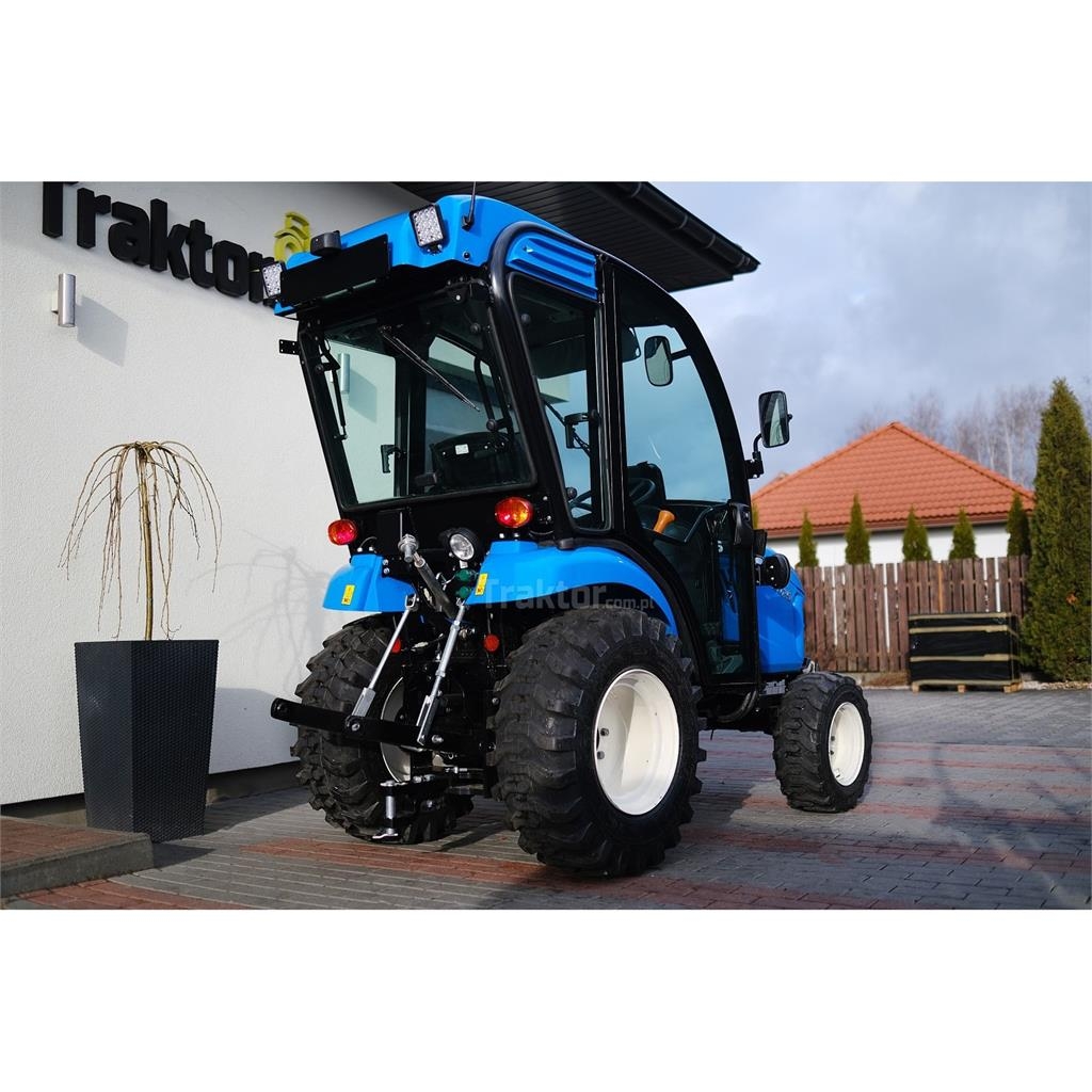 LS Tractor XJ25 MEC 4x4 - 24.4 KM / IND / CAB Tractors