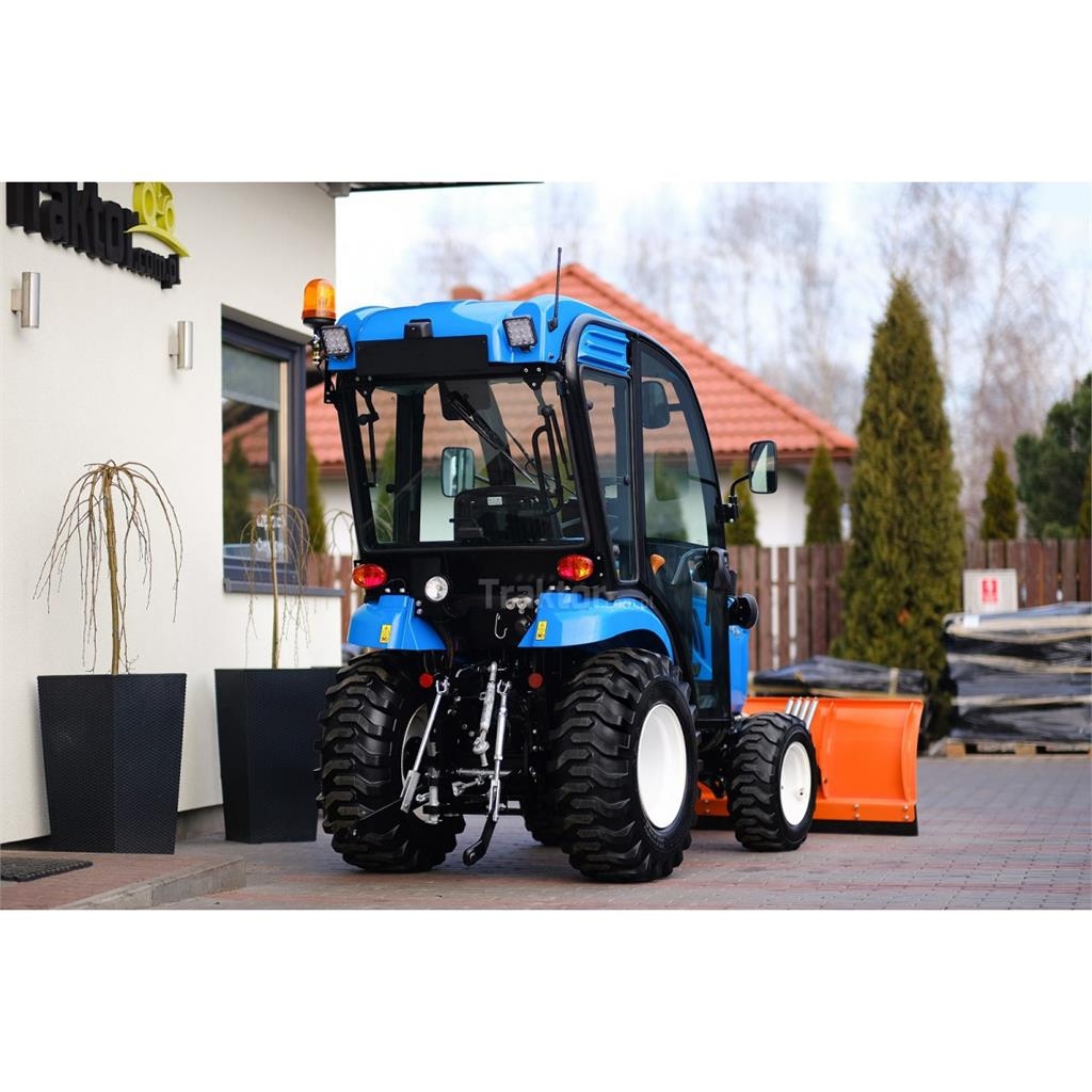 LS Tractor XJ25 MEC 4x4 - 24.4 KM / IND / CAB + pług Tractors