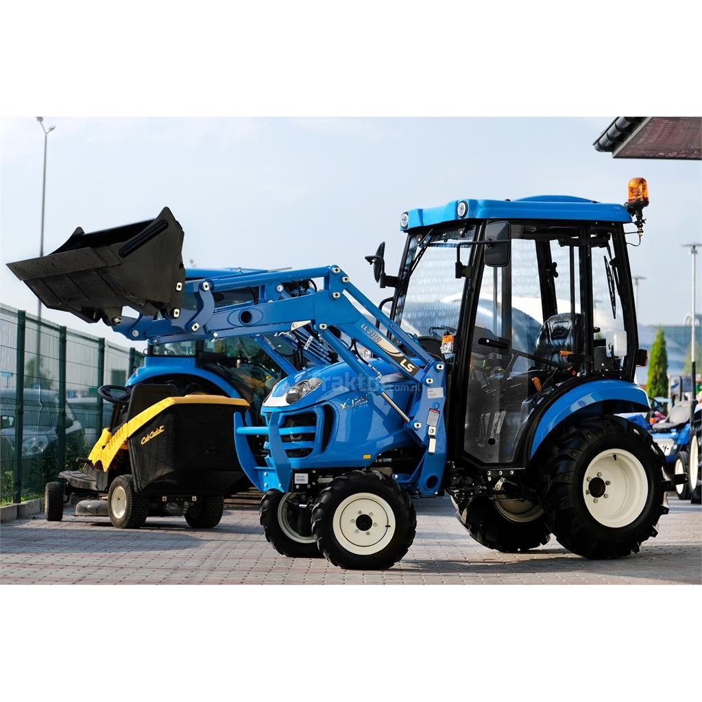 LS Tractor XJ25 MEC 4x4 - 24.4 KM / CAB + ładowacz c Tractors