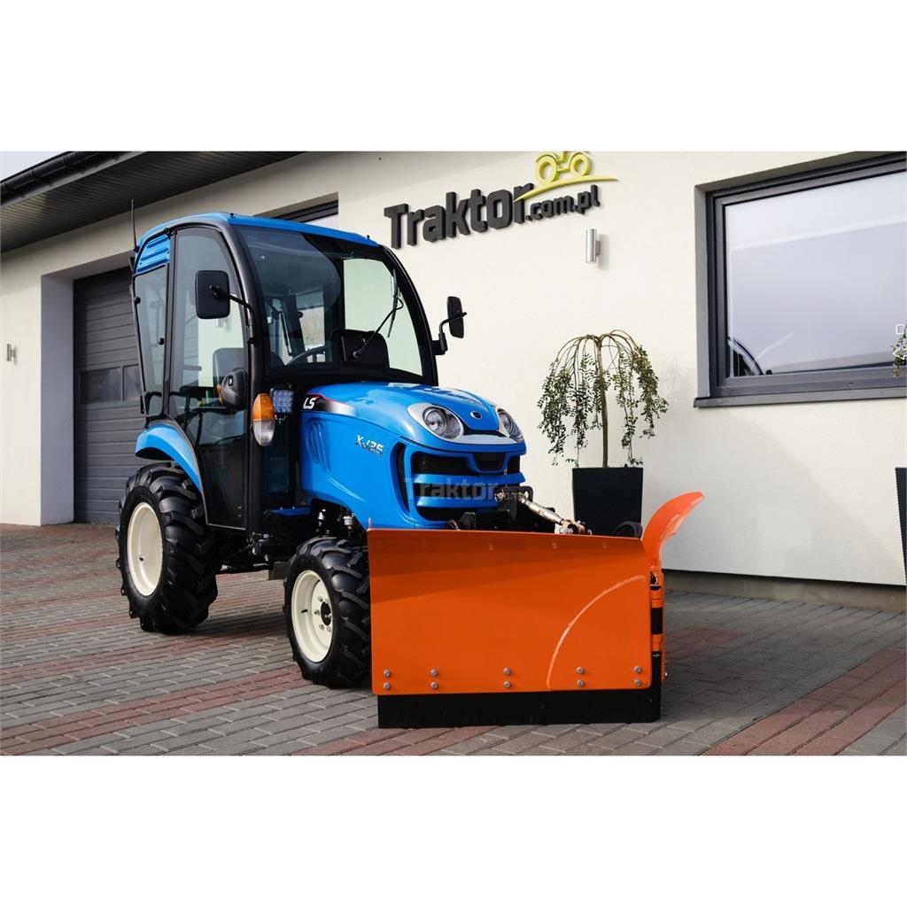 LS Tractor XJ25 MEC 4x4 - 24.4 KM / CAB + pług do śn Tractors